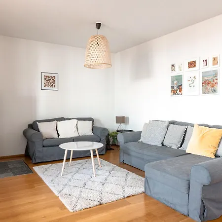 2ndhomes Luxury 2br With Rooftop Terrace & Sauna In Kamppi Center דירה